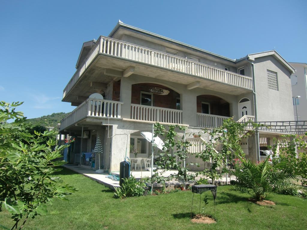Apartment Villa Dobrijevic -Seljanovo 蒂瓦特 客房 照片